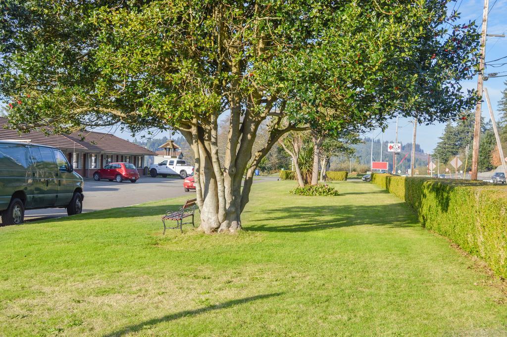 Bay Bridge Motel North Bend Extérieur photo