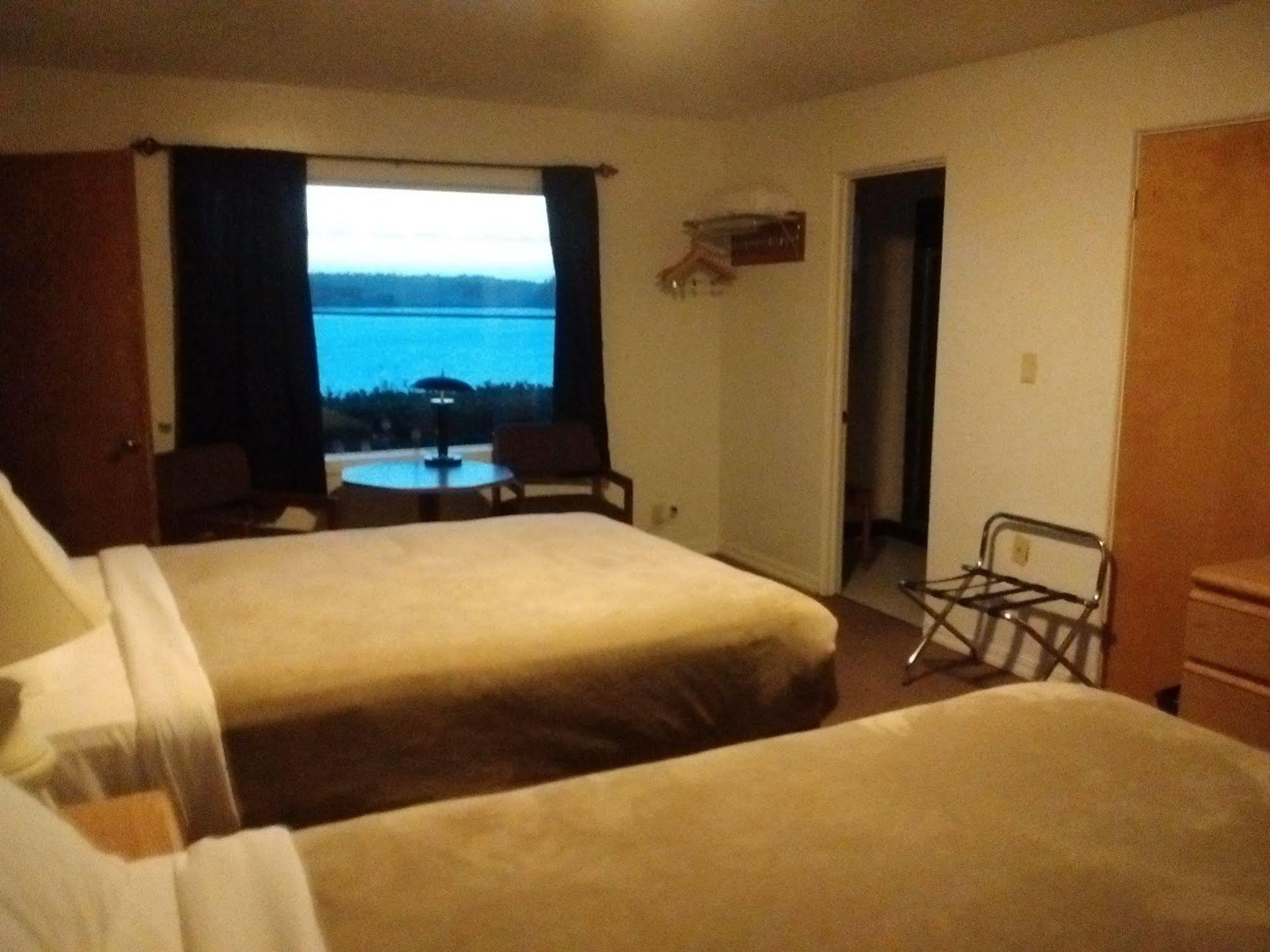 Bay Bridge Motel North Bend Extérieur photo