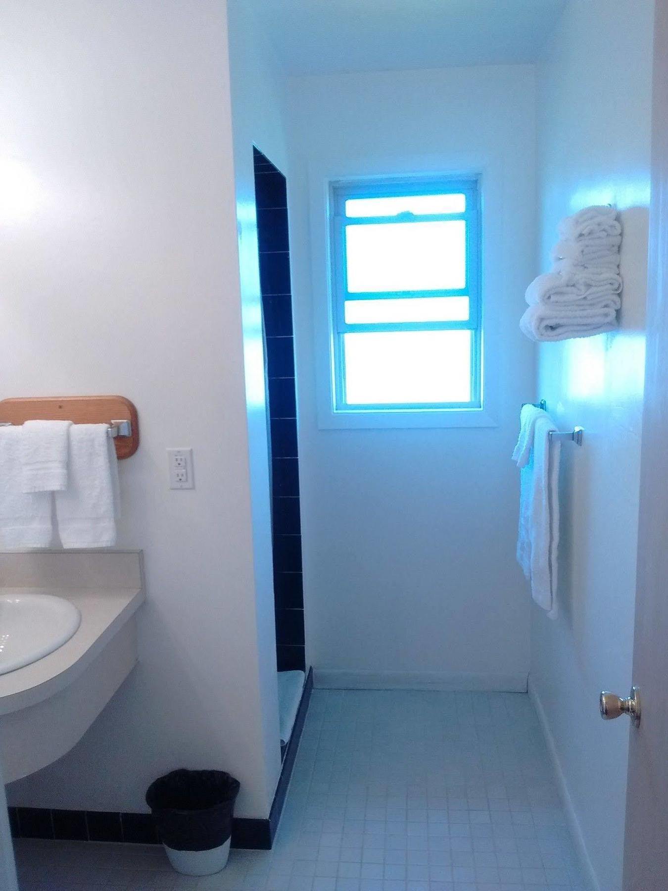 Bay Bridge Motel North Bend Extérieur photo